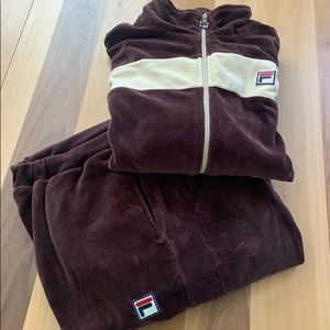 Brown Fila velour track suit. XXL